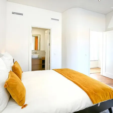 & Gorgeous - 3 Bedroom Getaway In The Heart Faro