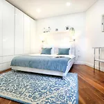 Appartement & Gorgeous - 3 Bedroom Getaway In The Heart